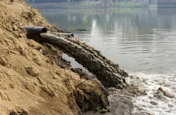 Water Polution Akhararat Wathanasing/Getty Images/ThinkStock