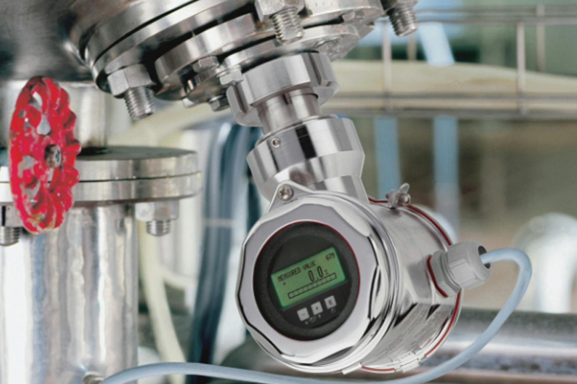 Pressure instruments in the food and beverage industry are subject to drift from condensation and temperature. All graphics courtesy of Endress+Hauser