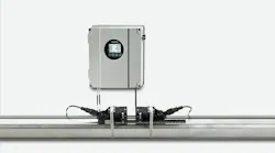 Figure 1. The Siemens Sitrans FS230 clamp-on ultrasonic flow system combines a Sitrans FST030 digital transmitter with Sitrans FSS200 external sensors.