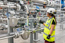 A flowmeter should be calibrated as close to service conditions as possible. A flowmeter should be calibrated as close to service conditions as possible.