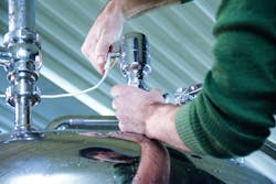 Installing the Rosemount 1408H non-contacting radar level transmitters on the fermentation tanks was straightforward and they proved very easy to use, which was crucial for the brewery. Installing the Rosemount 1408H non-contacting radar level transmitters on the fermentation tanks was straightforward and they proved very easy to use, which was crucial for the brewery.