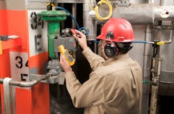 Checking a control system with a Fluke 771 Milliamp Process Clamp Meter. Checking a control system with a Fluke 771 Milliamp Process Clamp Meter.