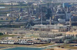 La Porte petrochemical complex – Photo by Roy Luck La Porte petrochemical complex – Photo by Roy Luck