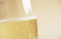 champagne Hue/amanaimagesRF/Getty Images/Thinkstock champagne Hue/amanaimagesRF/Getty Images/Thinkstock