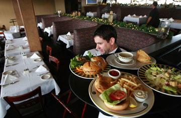 restaurant Justin Sullivan/Getty Images North America/Thinkstock