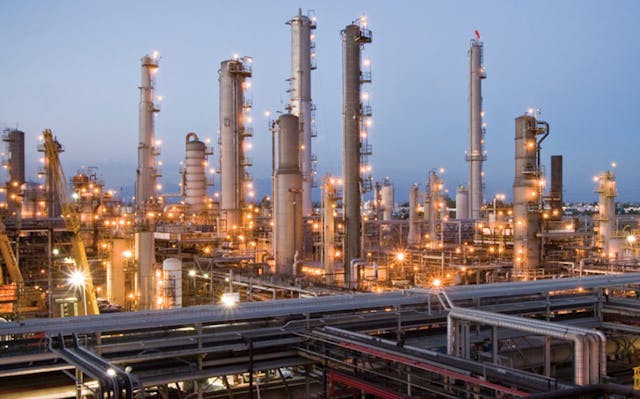 ExxonMobil&rsquo;s Torrance Refinery (Photo copyright ExxonMobil)