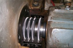 Image 1. Typical gland box outfitted with conventional carbon rings. All images courtesy of Inpro/Seal, a Waukesha Bearings business Image 1. Typical gland box outfitted with conventional carbon rings. All images courtesy of Inpro/Seal, a Waukesha Bearings business