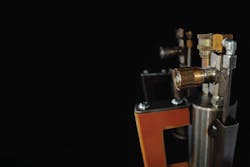 Image 1. A device commonly used to sample an HTF while in operation. All graphics courtesy of Global Group of Companies Image 1. A device commonly used to sample an HTF while in operation. All graphics courtesy of Global Group of Companies