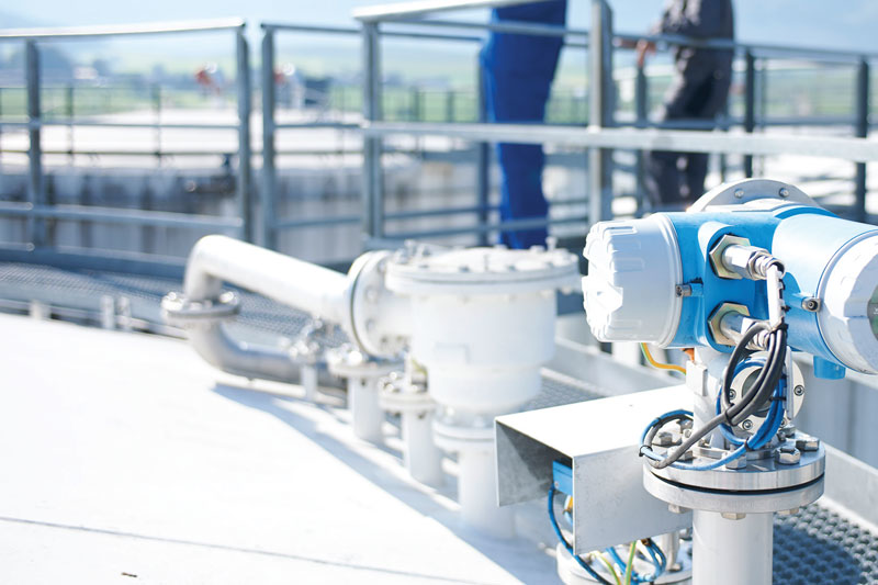 Image 1. A level instrument that can transmit in digital eliminates all the problems with analog signal conversions. All graphics courtesy of Endress+Hauser