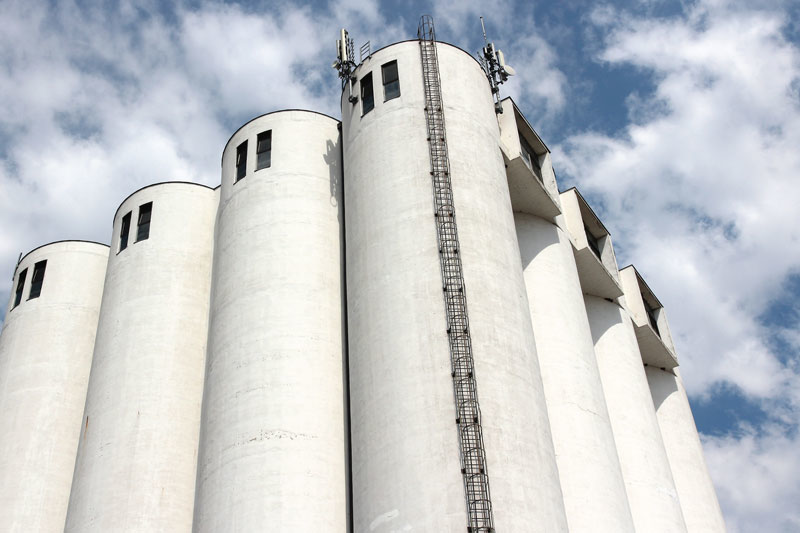 Figure 1. Measuring level in bins and silos is getting much easier and more accurate with modern instrumentation. All images courtesy of Endress+Hauser