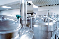 In water-for-injection storage tanks, make certain your sterile air tank vent is compatible with high temperatures. (All images courtesy of Donaldson Company) In water-for-injection storage tanks, make certain your sterile air tank vent is compatible with high temperatures. (All images courtesy of Donaldson Company)