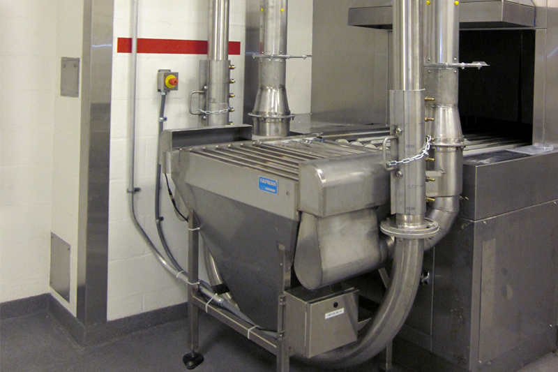 A tubular drag conveyor can be custom-designed to handle short or long conveying distances, multiple material feed and discharge points and a range of material and process requirements. All graphics courtesy of Hapman