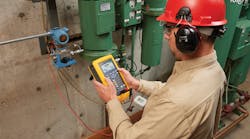 The Fluke 729 portable automatic pressure calibrator has an internal electrical pump that allows the end user to type in a target pressure and the calibrator pumps to the desired setpoint. Adjustment controls automatically stabilize the pressure at the requested value. All graphics courtesy of Fluke Corporation