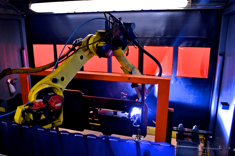 Automated barrier doors provide safety in a limited space while maximizing efficiency. Image courtesy of Rite-Hite