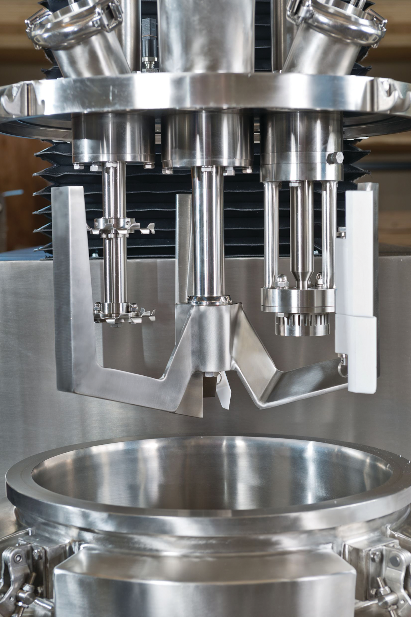 Figure 1: Multi-shaft mixer designed for single-pot processing of viscous and air-free gel formulations.