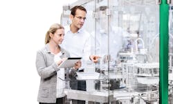 The interdisciplinary service team plans the technical audit together with the customer. All images © Syntegon Technology The interdisciplinary service team plans the technical audit together with the customer. All images © Syntegon Technology