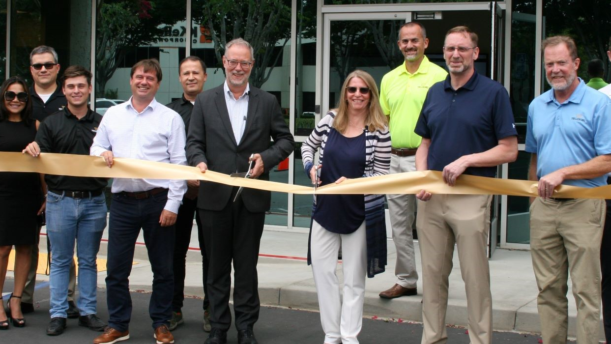 Trelleborg Sealing Solutions Employees Gathered At The Ontario Facility For The Ribbon Cutting Ceremony (002)