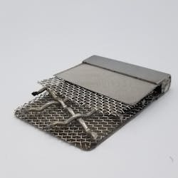 Filter leave anatomy with a crimped mesh core. Filter leave anatomy with a crimped mesh core.