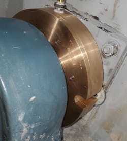 Photo 2: During operation, the air seal eliminates gypsum leakage from the screw conveyor. Photo 2: During operation, the air seal eliminates gypsum leakage from the screw conveyor.