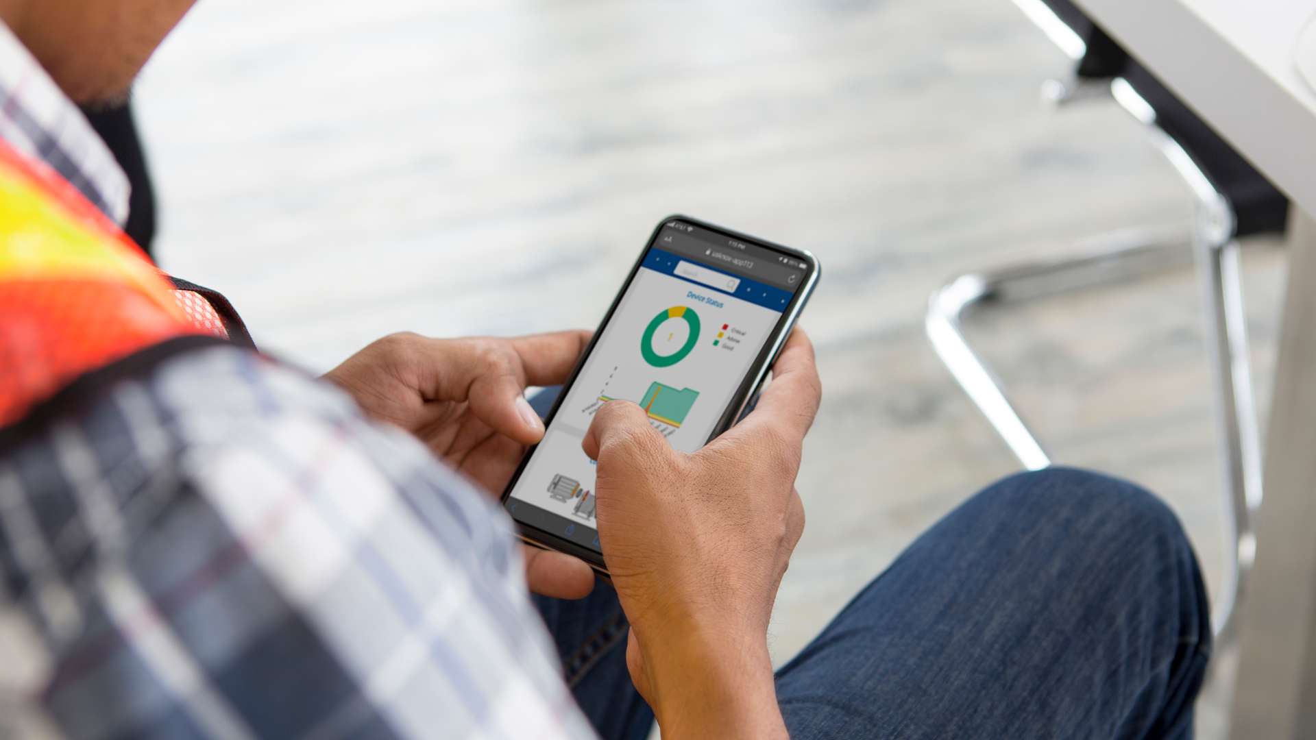 Figure 1: Modern condition monitoring technologies, like Emerson's AMS Machine Works, can be accessed via a wide array of communication technologies, untethering personnel from the control room.