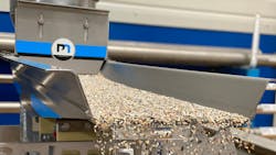 Figure 1: A vibrating feeder’s shaking or vibrating motion gently conveys material with minimal particle damage. Figure 1: A vibrating feeder’s shaking or vibrating motion gently conveys material with minimal particle damage.