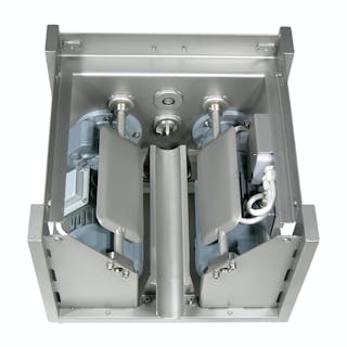 Figure 5: External mechanical paddles gently massage the flexible hopper wall, keeping the material in constant motion and facilitating its smooth transfer into the dosing screw below the hopper.
