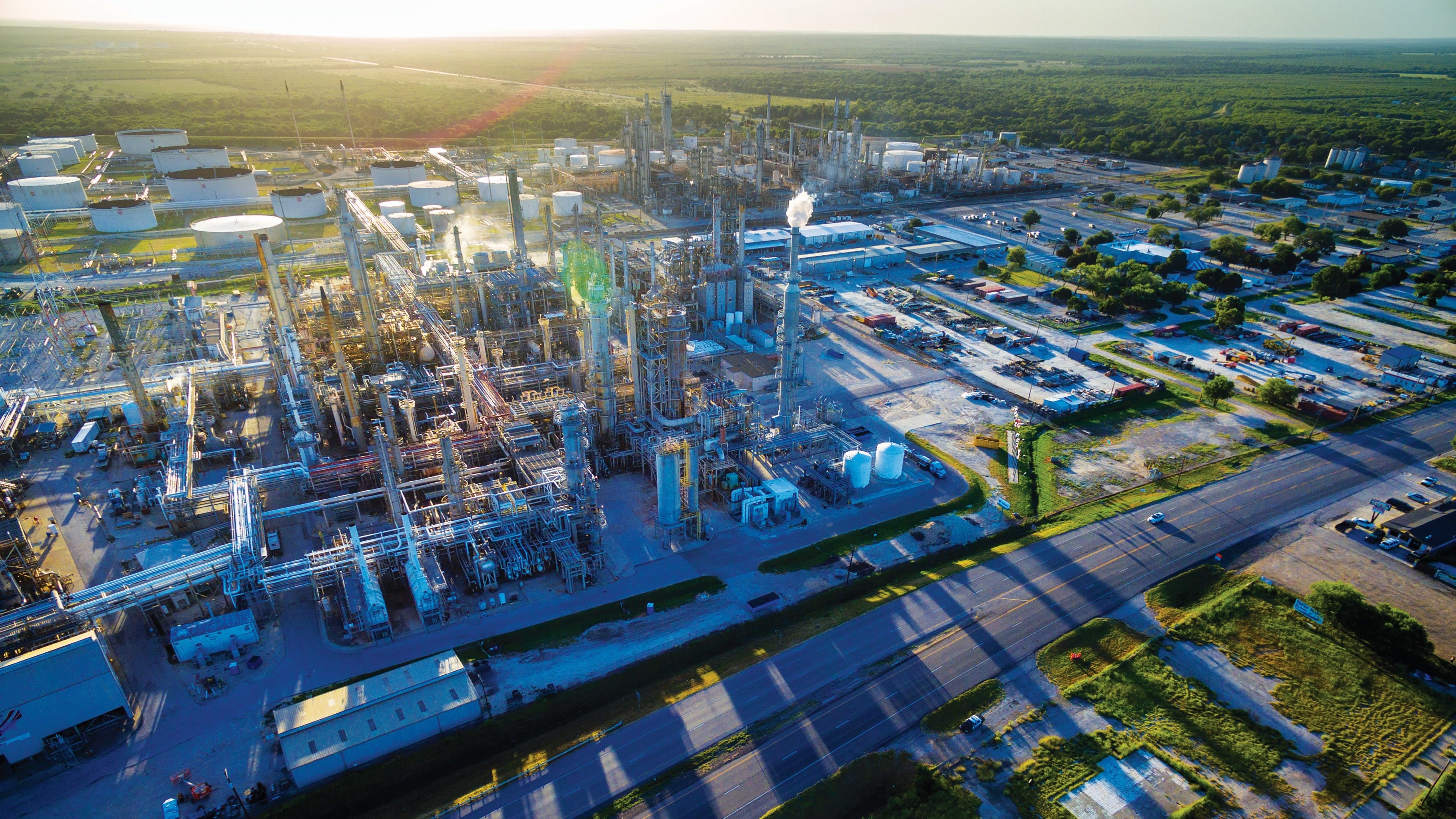 Figure 1: Increasingly limited availability of skilled workers, combined with longer and more variable lead times for parts, are forcing STO planners to rethink their execution strategy.