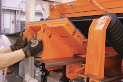 The ability to safely work on support components outside of the system reduces maintenance time. The ability to safely work on support components outside of the system reduces maintenance time.