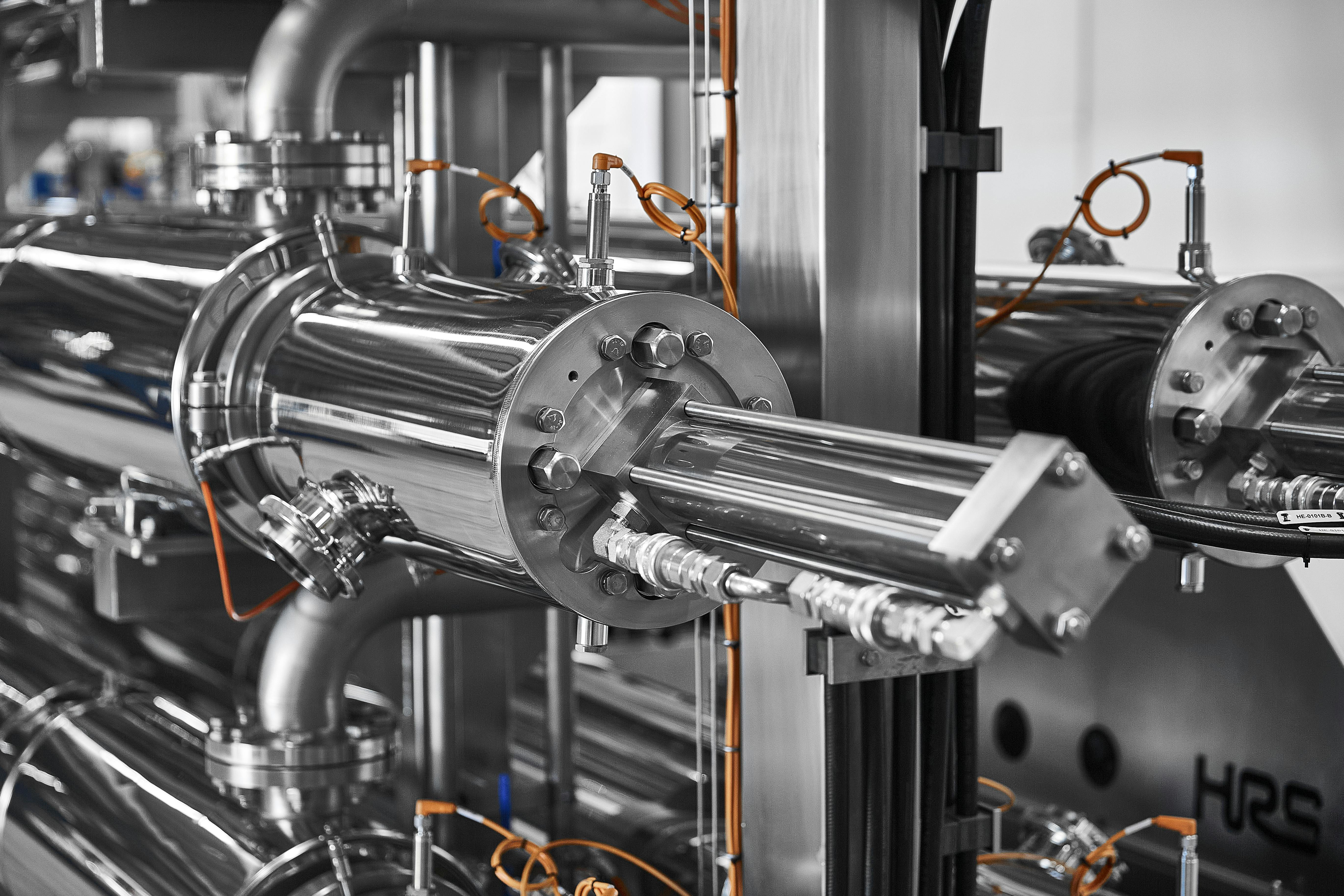 The HRS Unicus Series is ideal for viscous products which still require gentle handling (such as sauces and fruit mixes)