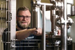 Modern wine makers require economic and quality advantages in must processing to assure high wine quality and high yields. Decanter centrifuges are the best option when liquids containing a high solids content need to be clarified. Modern wine makers require economic and quality advantages in must processing to assure high wine quality and high yields. Decanter centrifuges are the best option when liquids containing a high solids content need to be clarified.