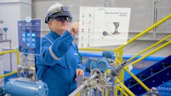 Figure 4: Digital tools make it easy for onsite technicians to call up the latest technical data. Figure 4: Digital tools make it easy for onsite technicians to call up the latest technical data.