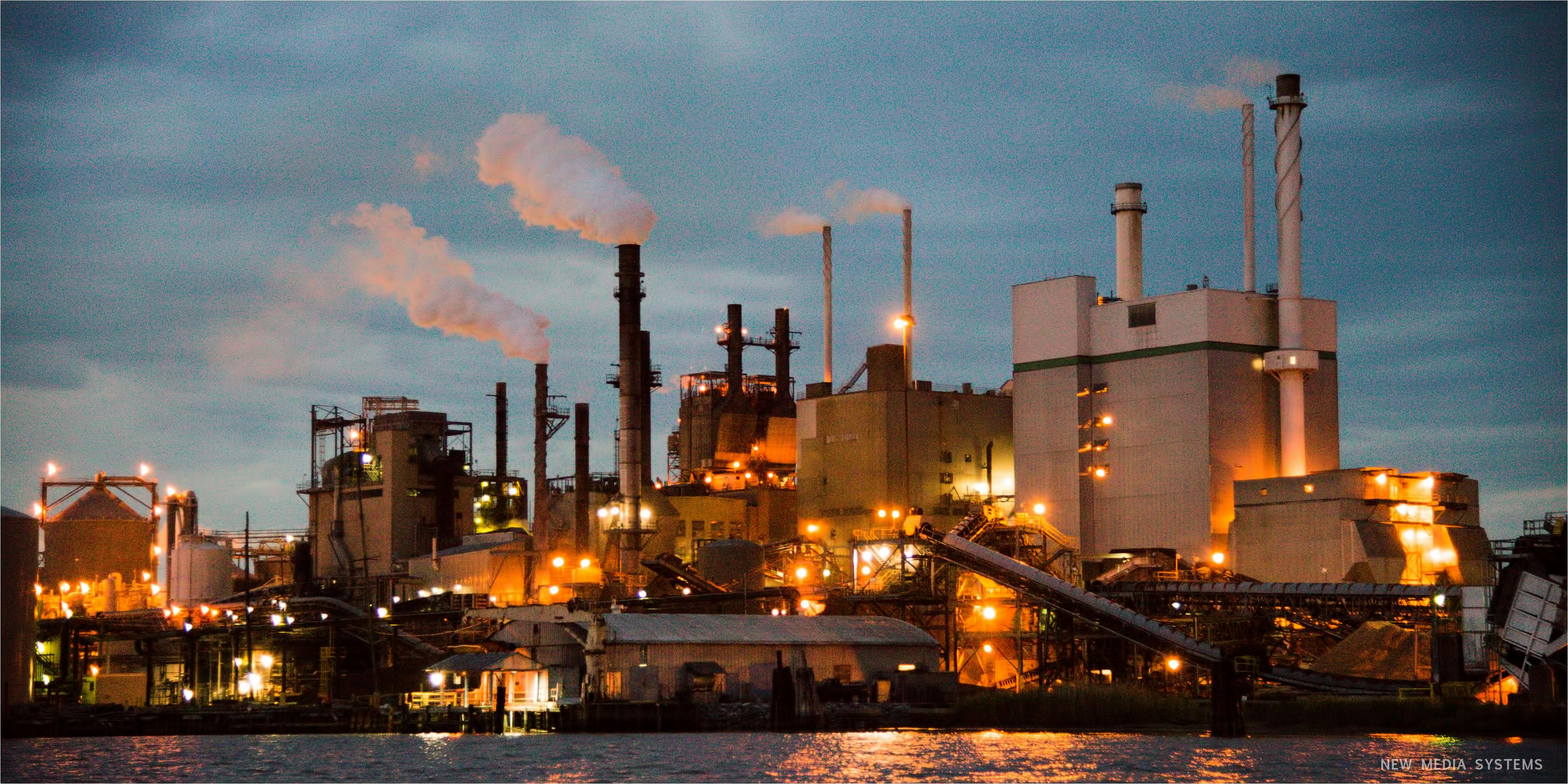 Figure 1: The West Point Mill located in West Point, Virginia, is one of many production facilities owned and operated by Smurfit Westrock that deployed a control loop performance monitoring solution as part of the company&rsquo;s broader process analytics and optimization initiative.