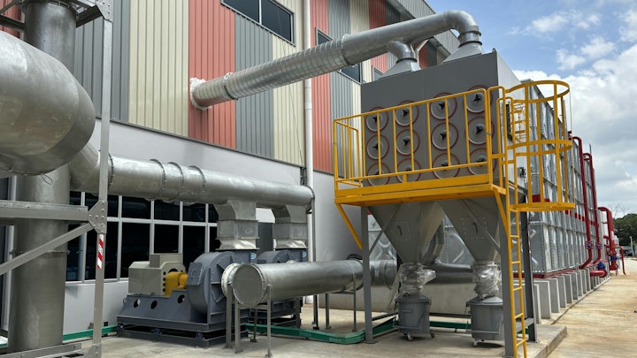 Exterior dust collector