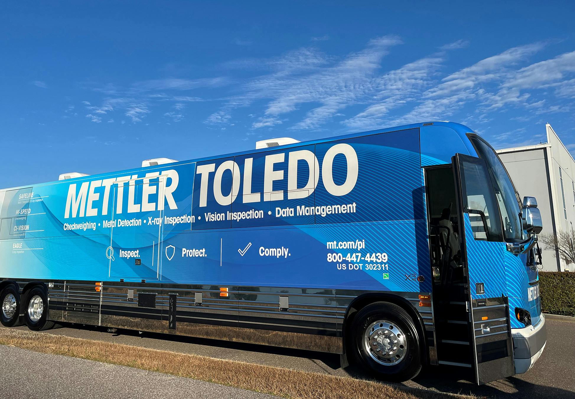 Mettler Toledo Product Inspection demonstration bus