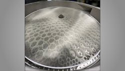 Circular vibratory screen with sliders Circular vibratory screen with sliders