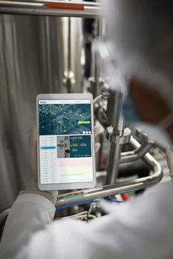 Collo’s intelligent platform continuously learns from operational data, providing data-driven insights into when the cleaning performance of specific assets falls below target levels.