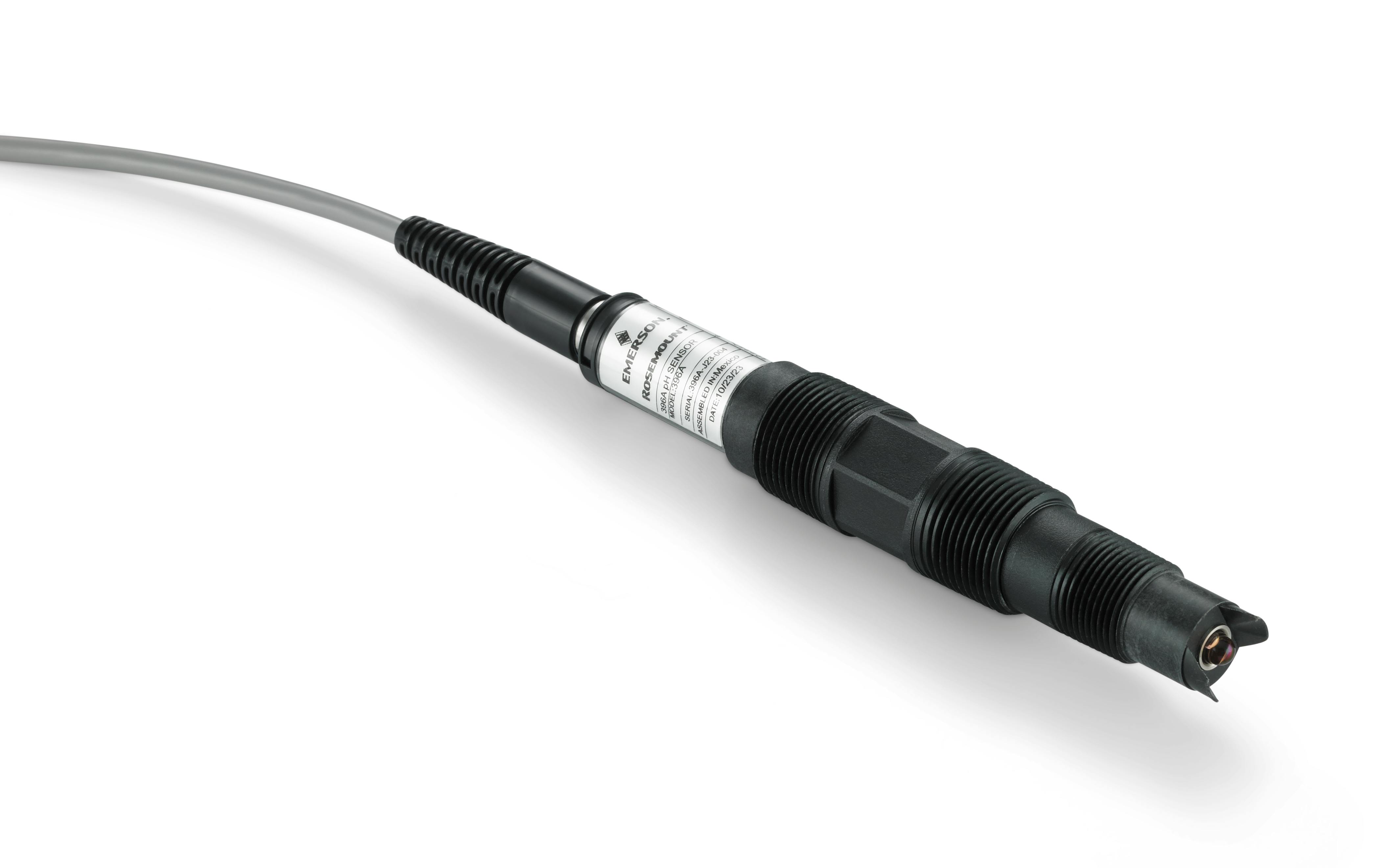 The digital Rosemount 396A is a drop-in replacement for legacy Rosemount 396P and 396PVP anti-coating sensors, enabling customers to transition to digital technology without changing existing installations or accessories.