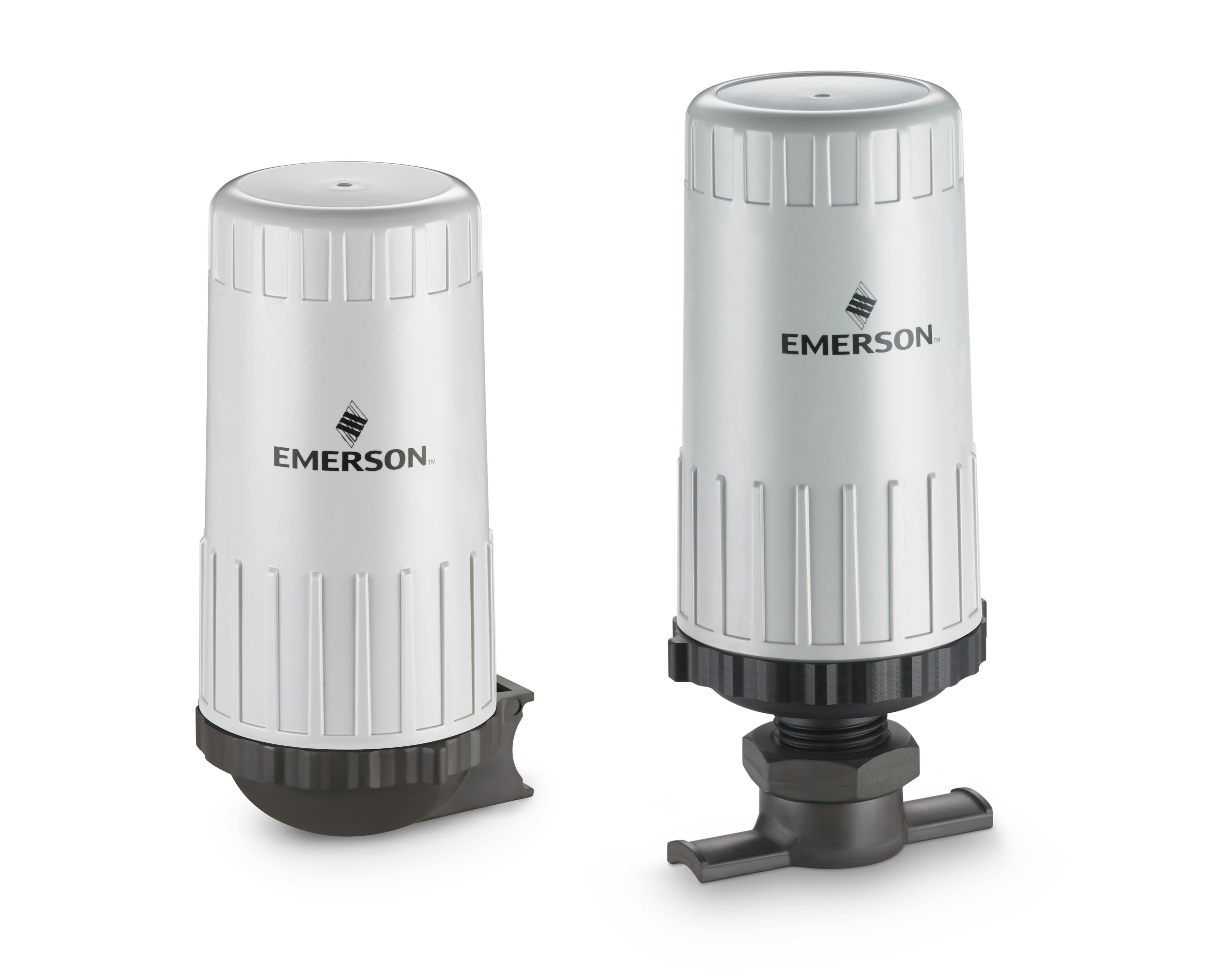 A Rosemount Synchros Wireless Repeater and a Rosemount Synchros Temperature Monitor.