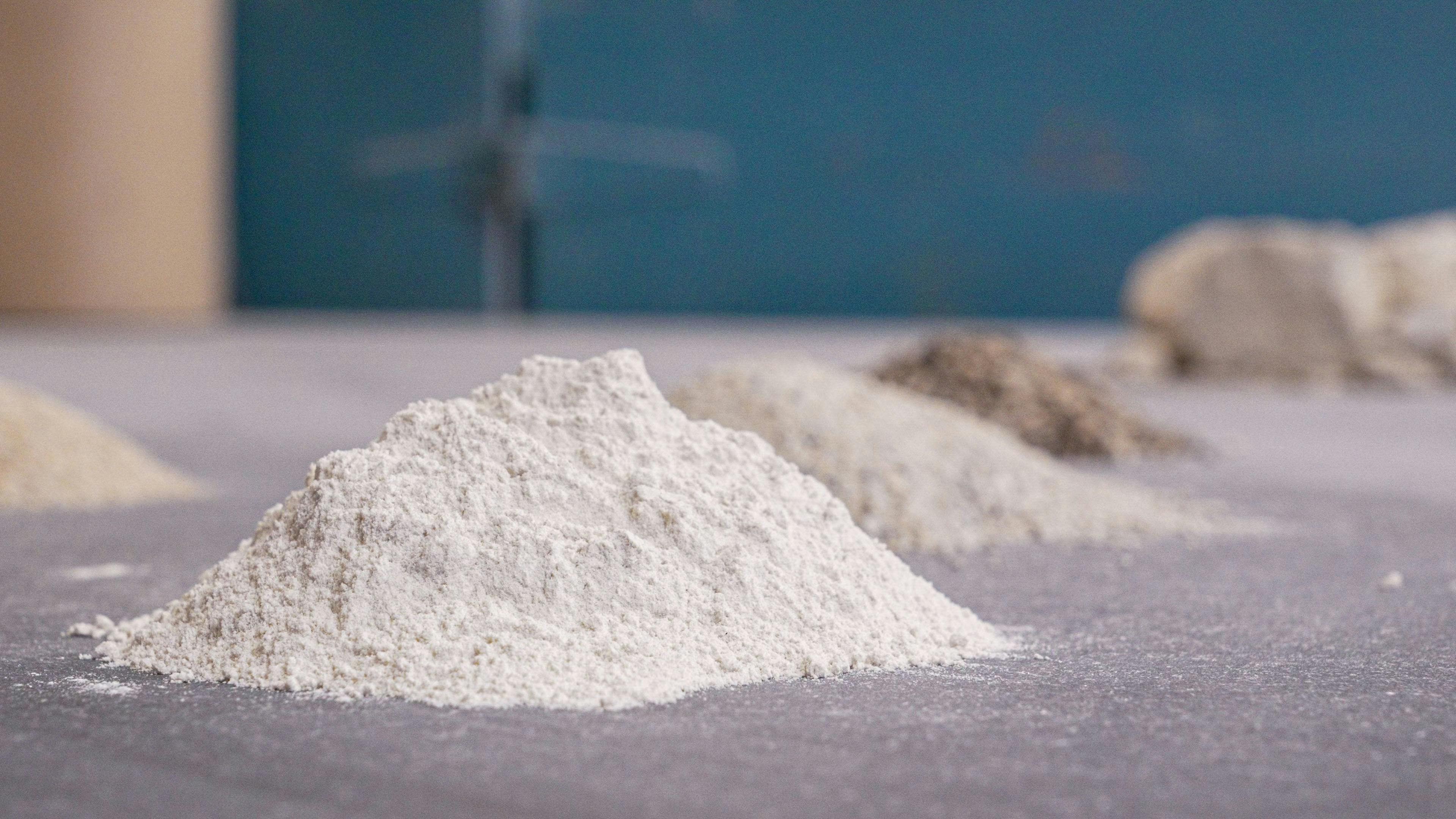Ultimin fine grind industrial materials