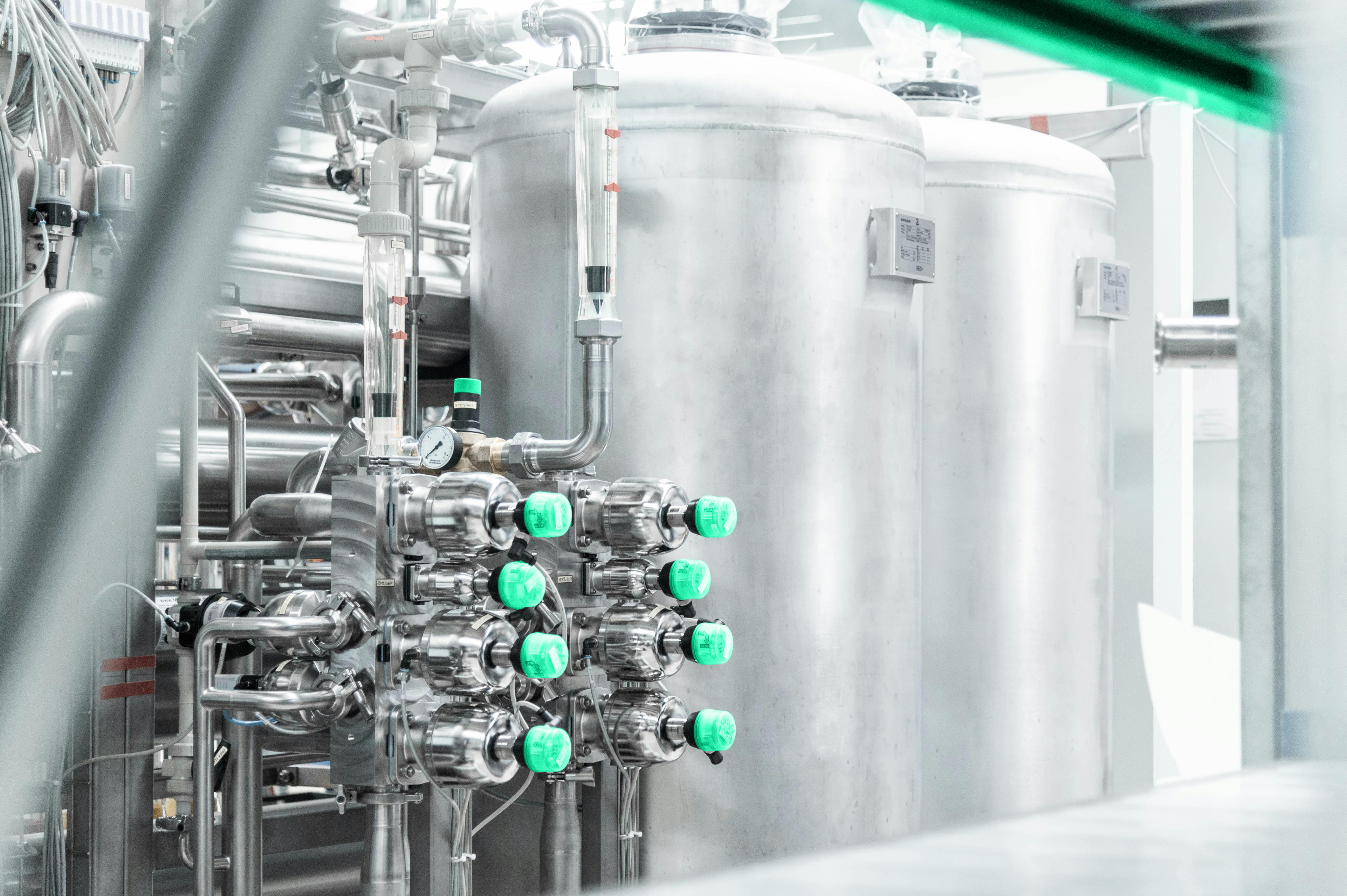 Hygienic design and hot water sanitization ensure that microbiological limit values are complied with.