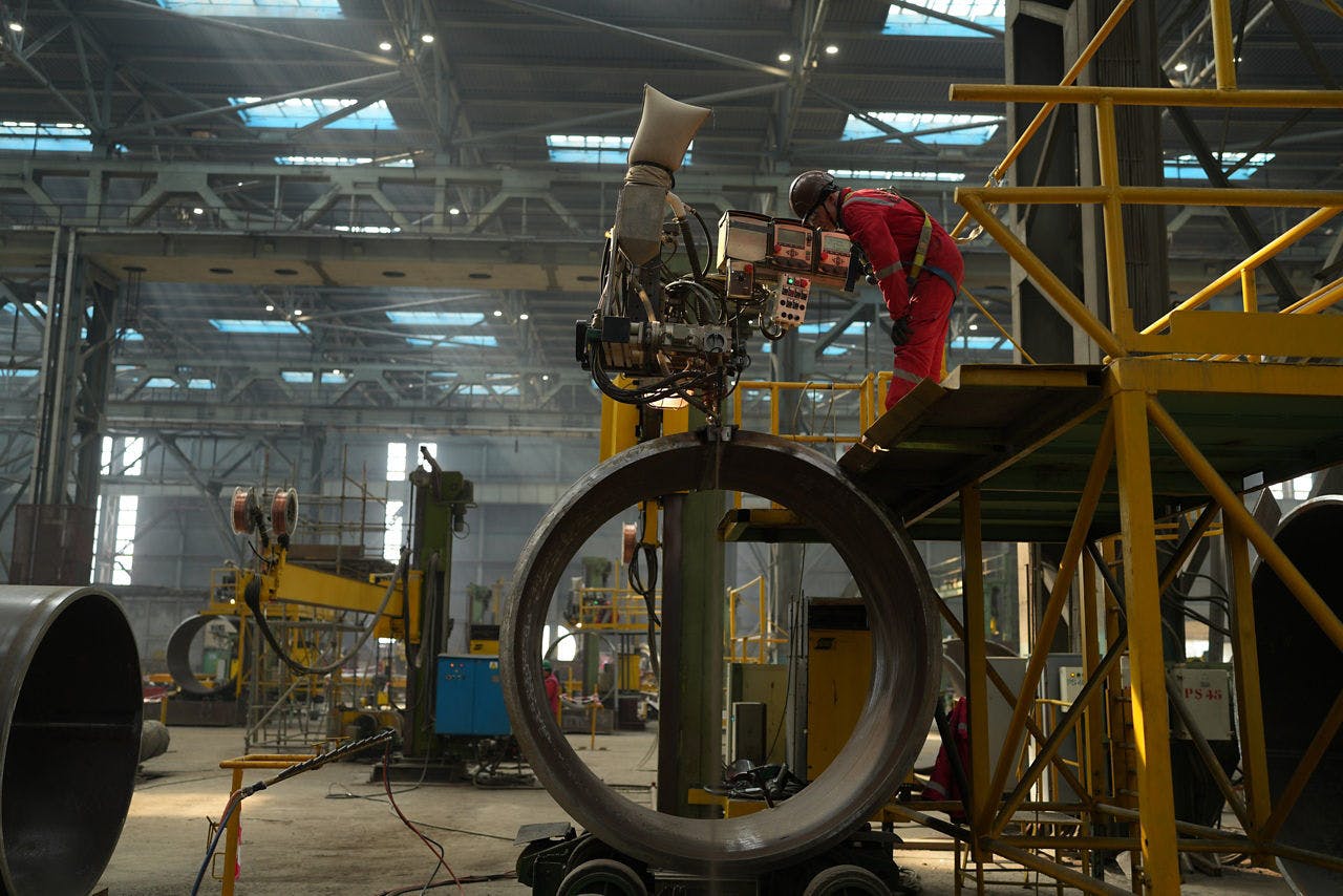 Construction of the Shah Deniz Compression platform, which is scheduled to be completed in 2029.