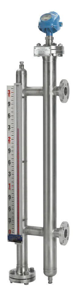 The Rosemount 9930 Magnetic Level Indicator is available in a dual chamber configuration, in which the MLI contains a float and an indicator, and is connected to a chamber containing a Rosemount 5300 Level Transmitter.