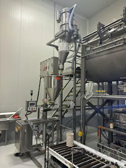 Vacuum conveying system